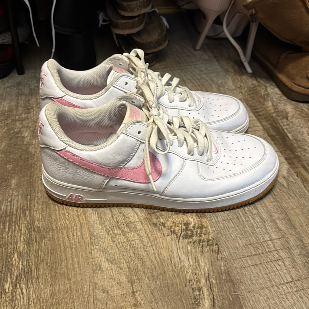 Nike Air Force 1